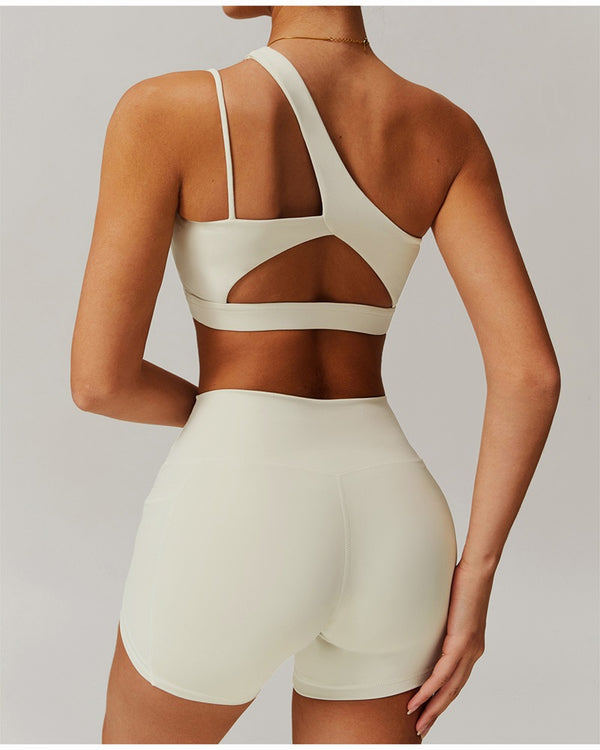 Curvvvy™ Weightless One-Shoulder Strap Sports Bra