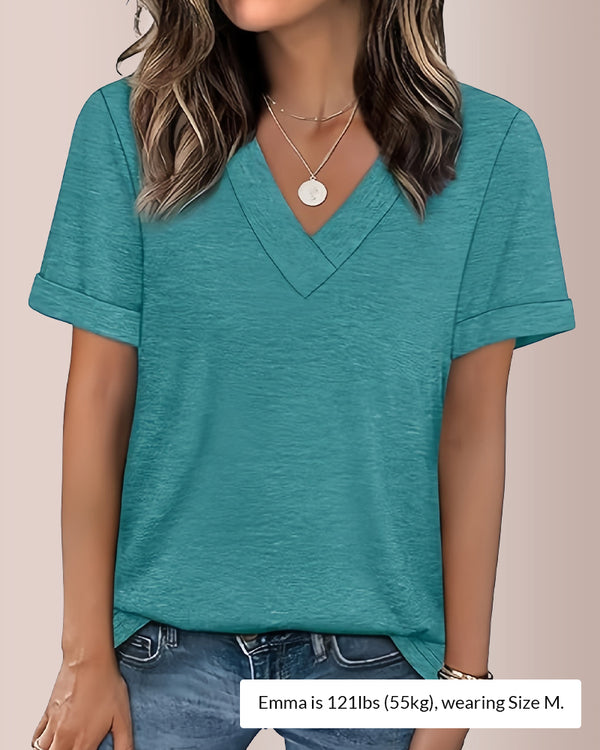 Curvvvy® The Essential V-Neck Relaxed Fit Short Sleeve Top