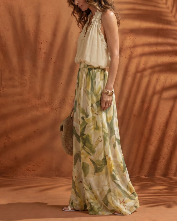Curvvvy® Solange Halter Neck Blouse and Floral Wide Leg Pants Set Boho Chiffon Two-Piece Outfit