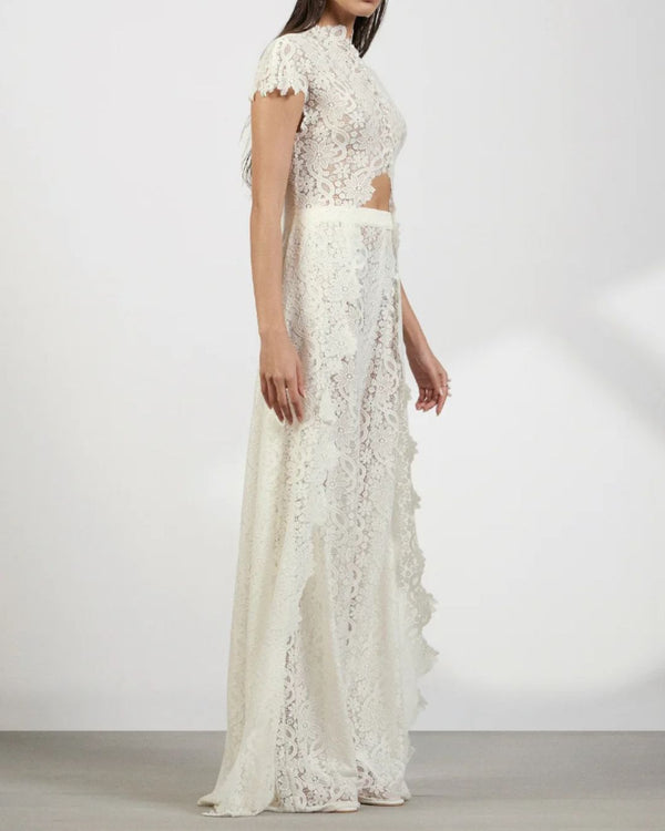 Curvvvy® Elegant Lace Ensemble High Neck Intricate Lace Cut-Out Set