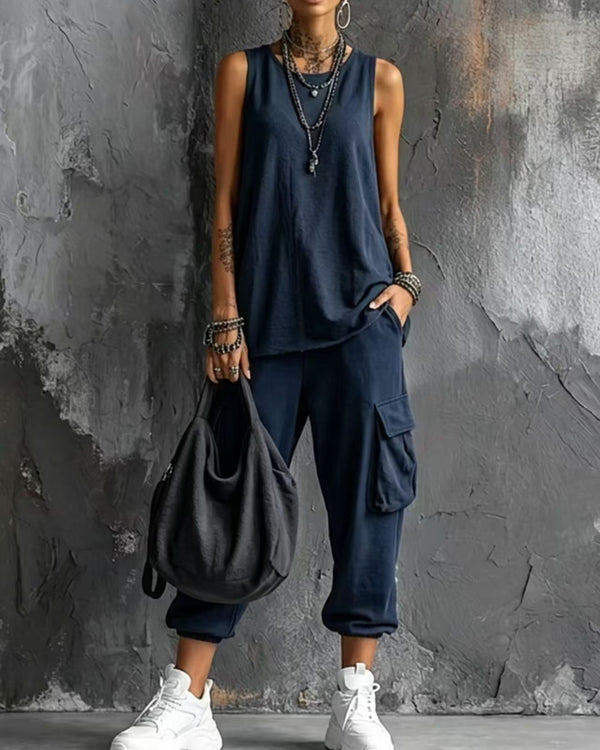 Curvvvy® Sleeveless Tank & Cropped Ankle Pants Set