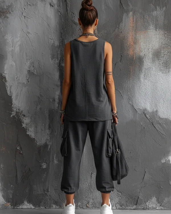 Curvvvy® Sleeveless Tank & Cropped Ankle Pants Set