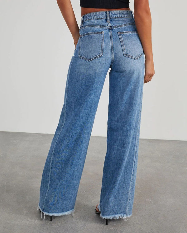 Curvvvy™ Weite Jeans mit lockerem Schnitt und unversäubertem Saum