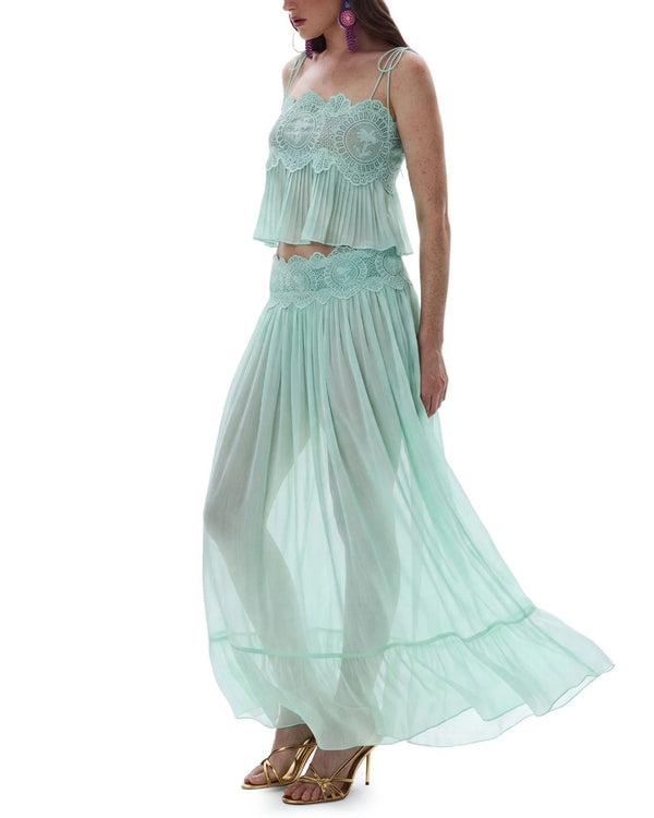 Curvvvy™ Slim Fit Ruffle Trim Open-Back Chiffon Set