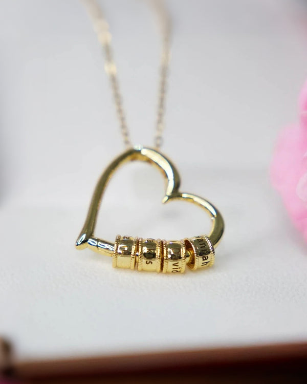 Curvvvy® Heart of the Family Necklace