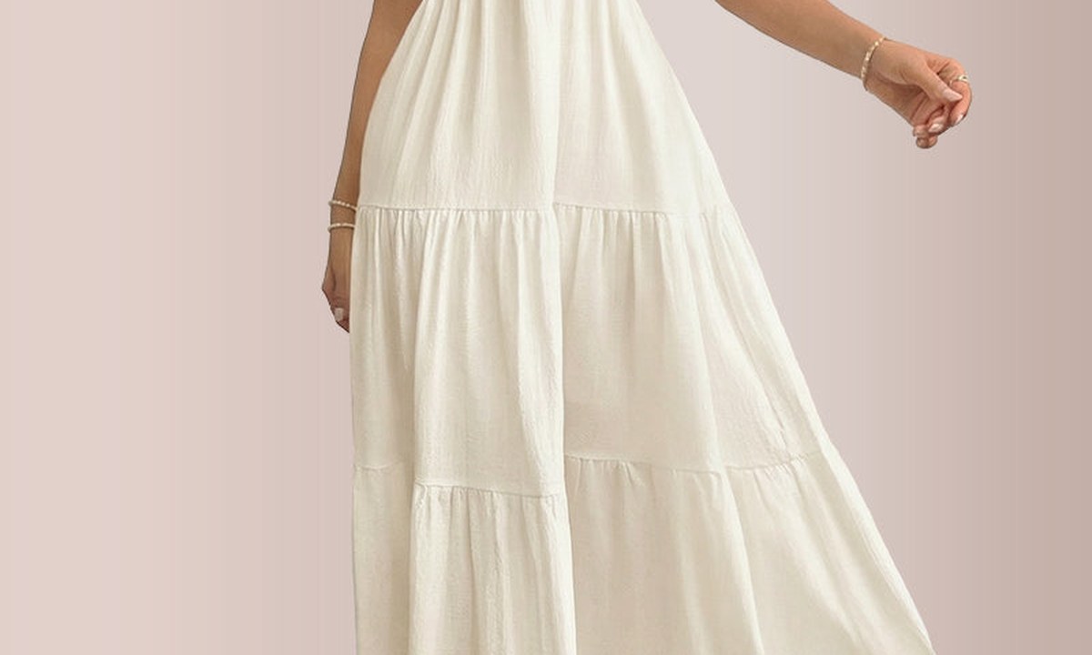 Curvvvy blog cover: Halter Neck Maxi Dress: How to Style It for Every Body (2026 Guide)