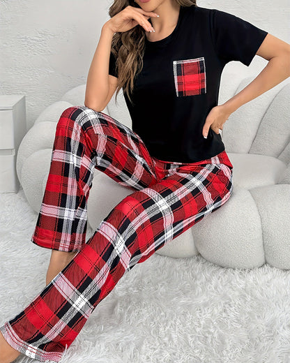 Curvvvy® CozyWear – Black Short-Sleeve & Red Plaid Pajama Pants Set curvvvy