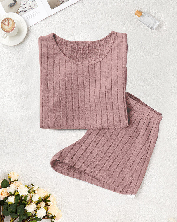 Curvvvy® Ribbed Tee & Shorts Lounge Set