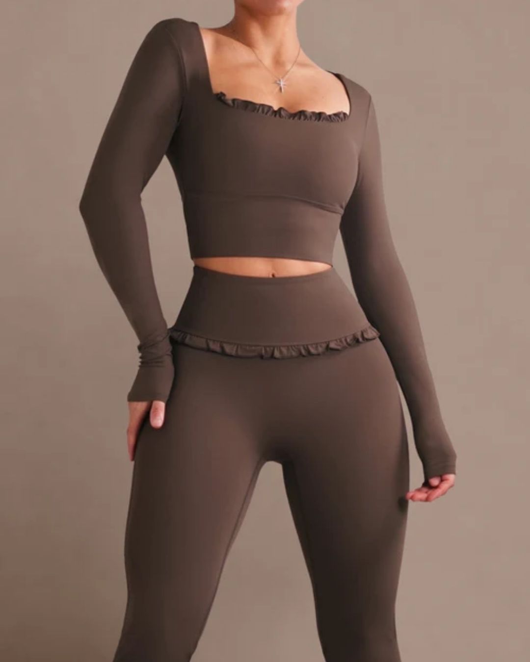 Curvvvy™ Ballet Ruffled Shaping Sports Top