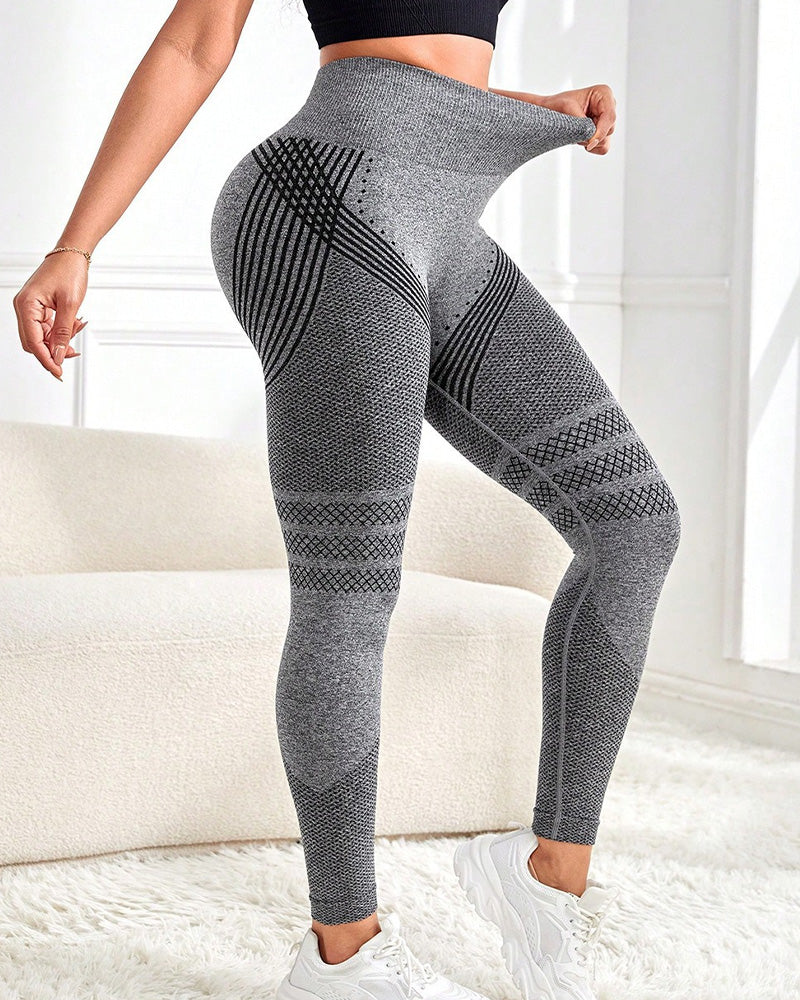 Curvvvy™ Seamless Contour Scrunch Butt Yoga Leggings