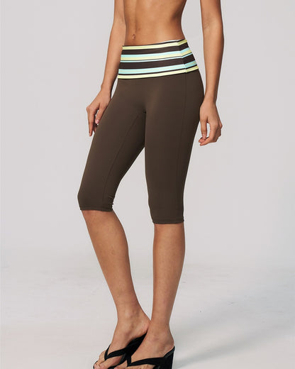 Curvvvy™ Contrast Polka Dot Foldover Waist Capri Leggings