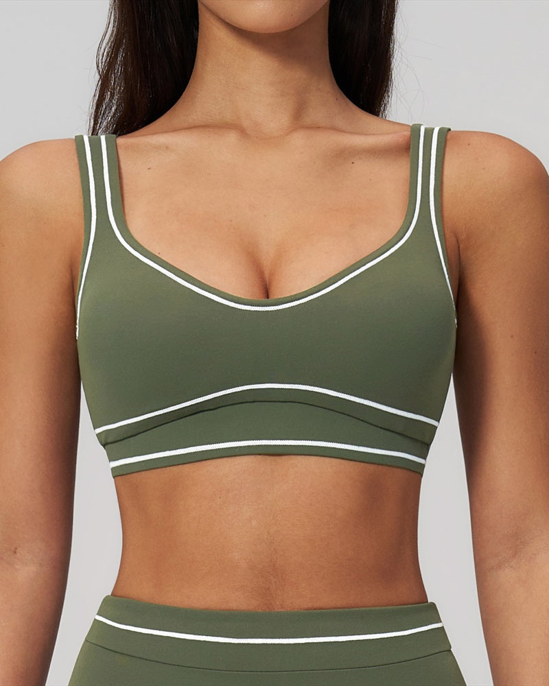 Curvvvy™ Contrast Trim U-Back Sports Bra