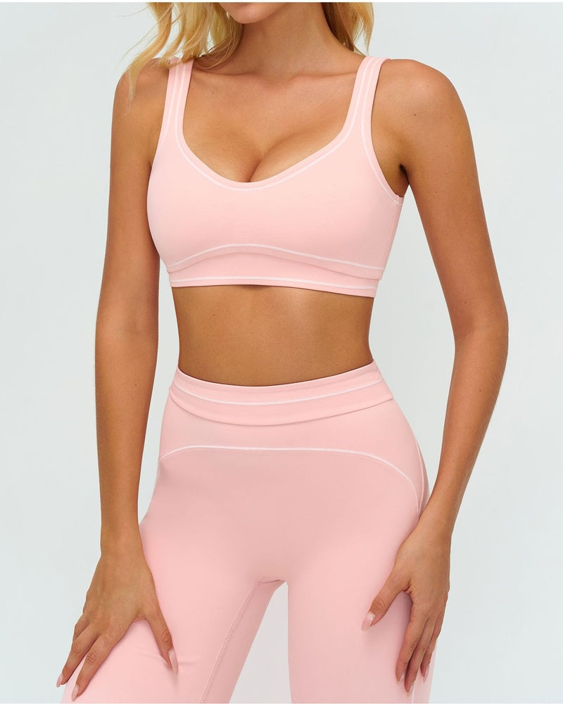 Curvvvy™ Contrast Trim U-Back Sports Bra