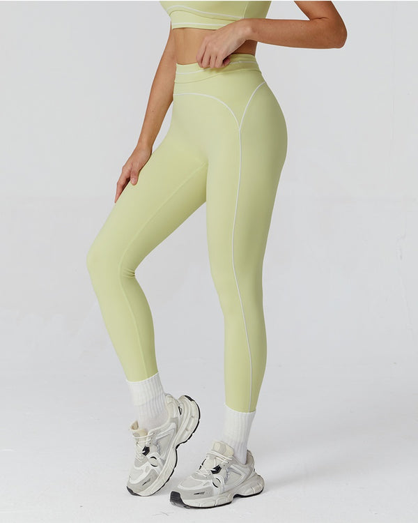 Curvvvy™ High-Waisted Contrast Trim Yoga Leggings
