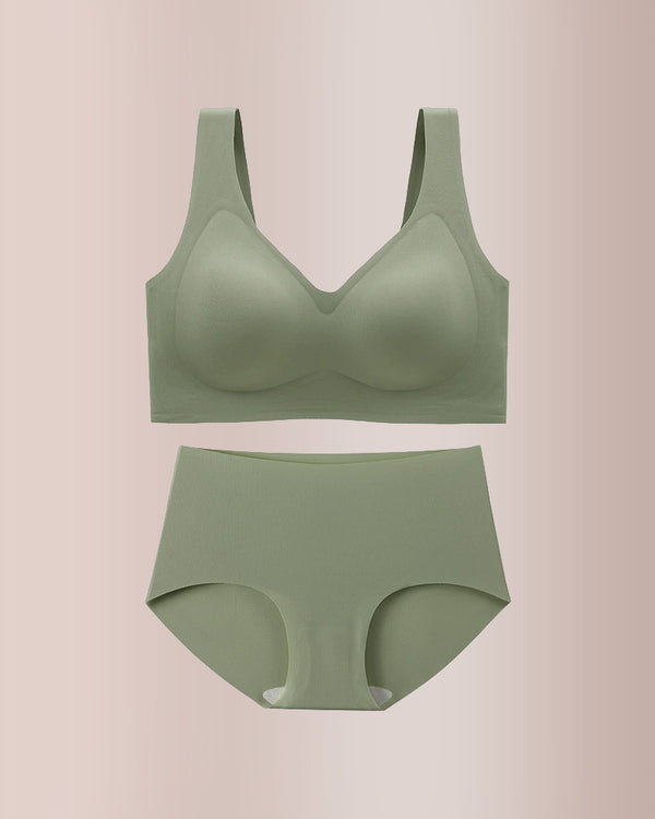 Curvvvy® Plus Size Seamless Minimizing Bra & Panty Set