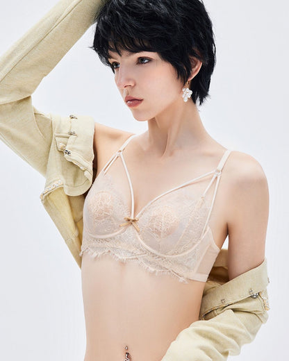 Curvvvy™ French Eyelash Lace Wireless Push-Up Bra