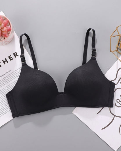 Curvvvy™ Lightly Lined Wireless Bras