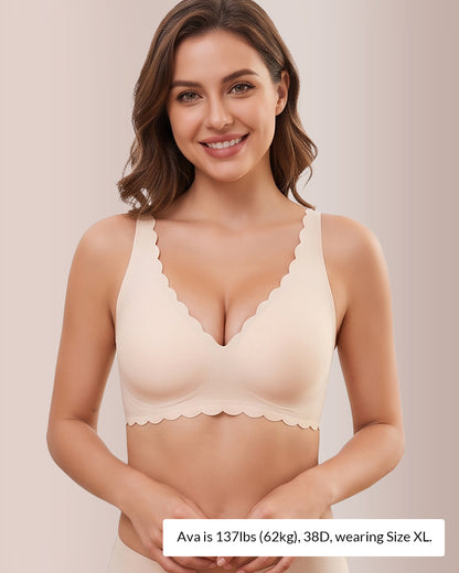 Curvvvy™ Seamless Scalloped V-Neck Comfort Bra