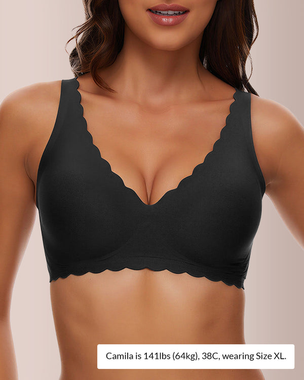 Curvvvy™ Seamless Scalloped V-Neck Comfort Bra