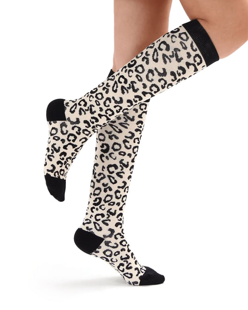 Curvvvy™ Knee-High Athletic Compression Socks