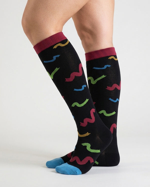 Curvvvy™ Performance Knee-High Compression Socks