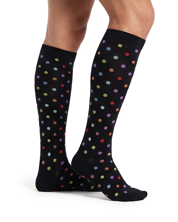 Curvvvy™ Knee-High Compression Sports Socks