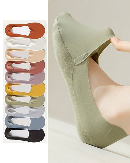 Curvvvy™ No-Slip Silicone Invisible Boat Socks