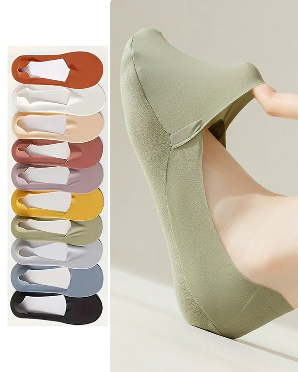 Curvvvy™ No-Slip Silicone Invisible Boat Socks