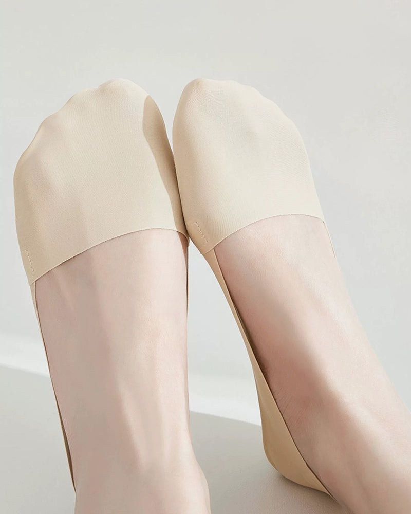 Curvvvy™ No-Slip Silicone Invisible Boat Socks
