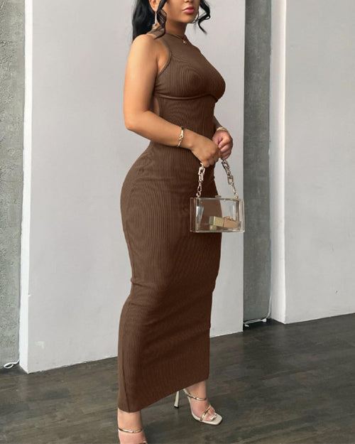 Curvvvy®  Backless Criss Cross Maxi