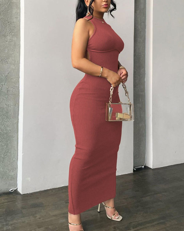 Curvvvy®  Backless Criss Cross Maxi