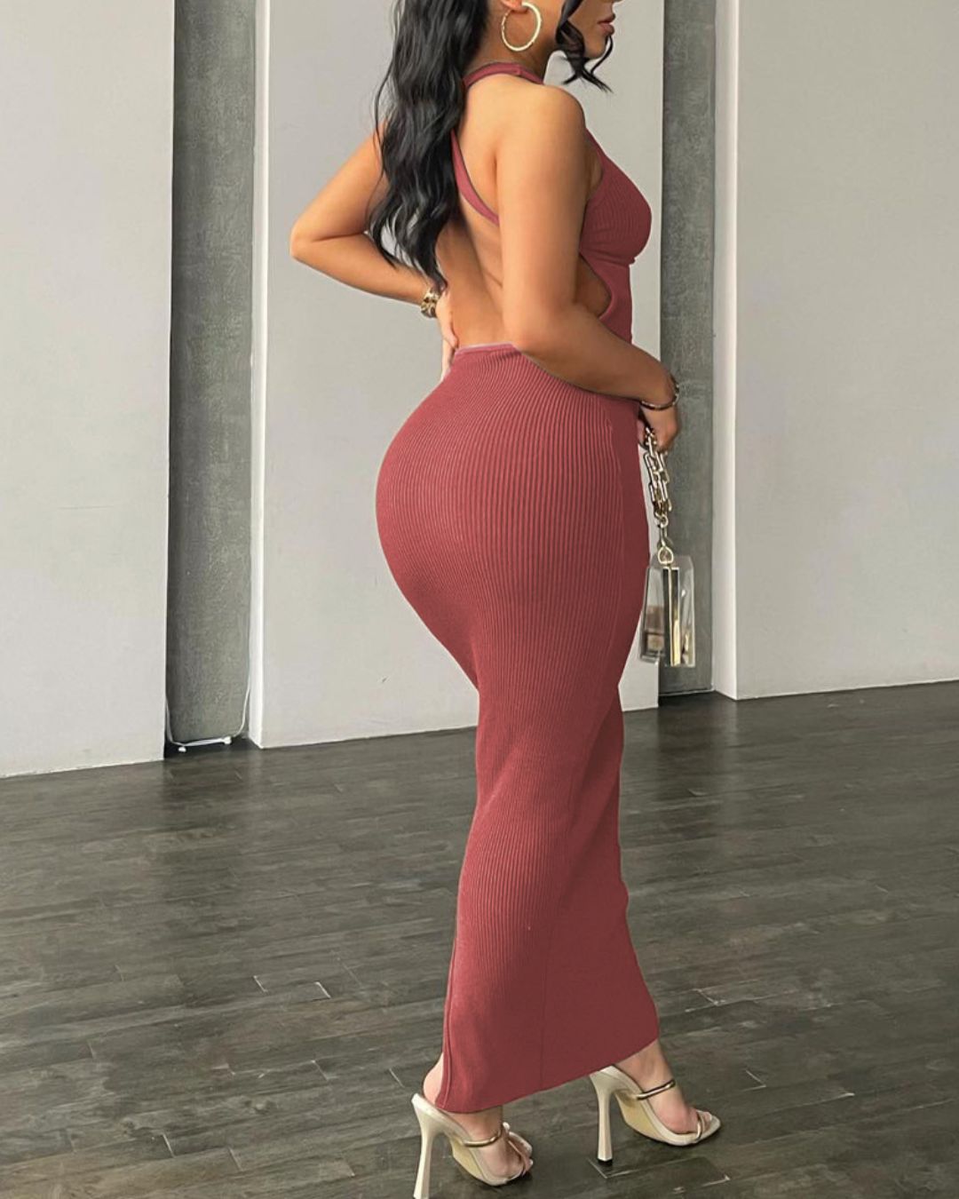 Curvvvy®  Backless Criss Cross Maxi