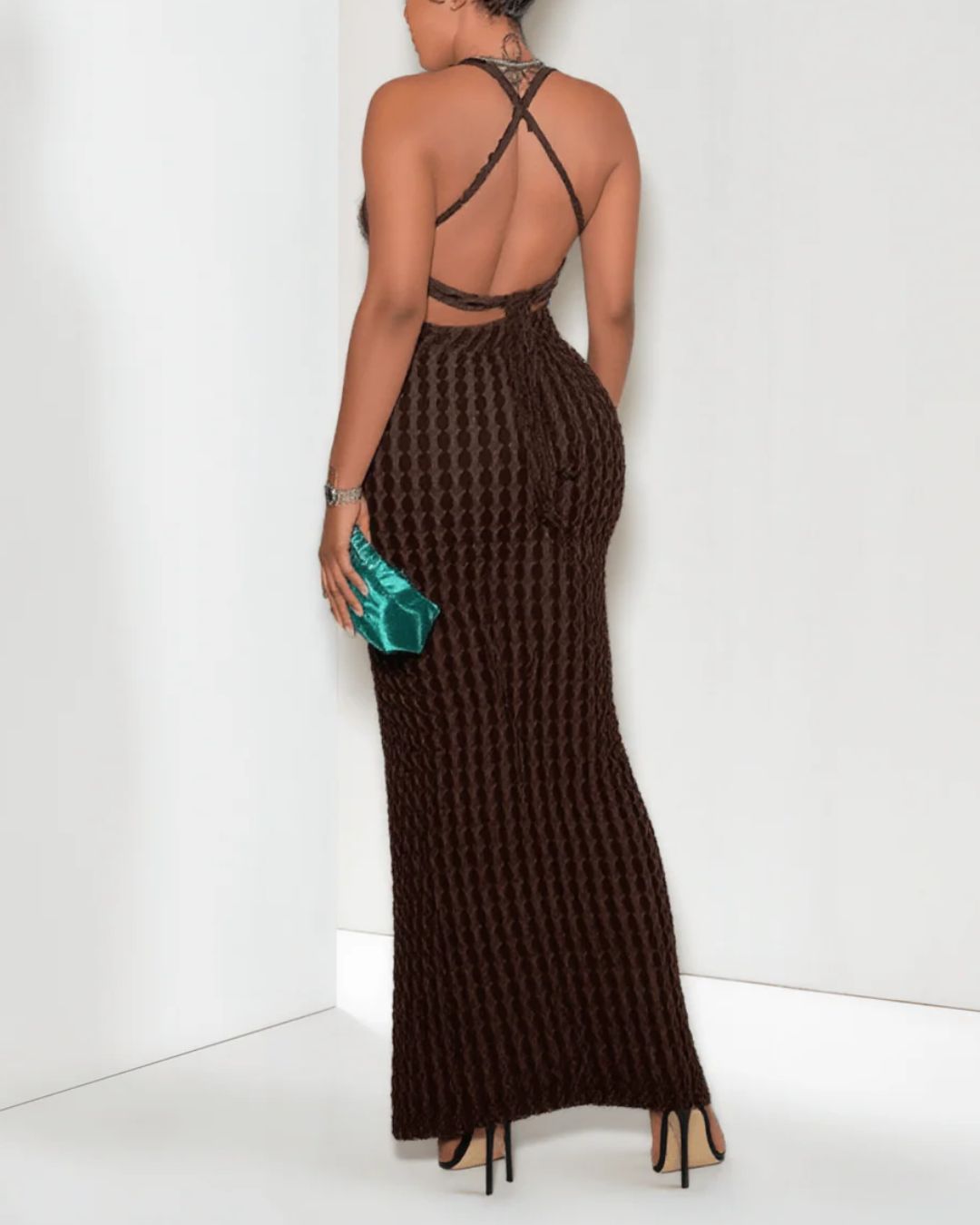 Curvvvy®  Radiant Halter Maix