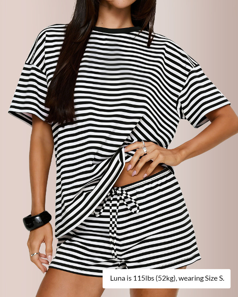 Curvvvy® Oversized Tee & Drawstring Shorts Striped Lounge Set