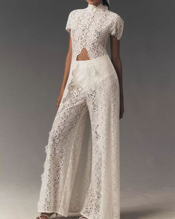 Curvvvy® Elegant Lace Ensemble High Neck Intricate Lace Cut-Out Set