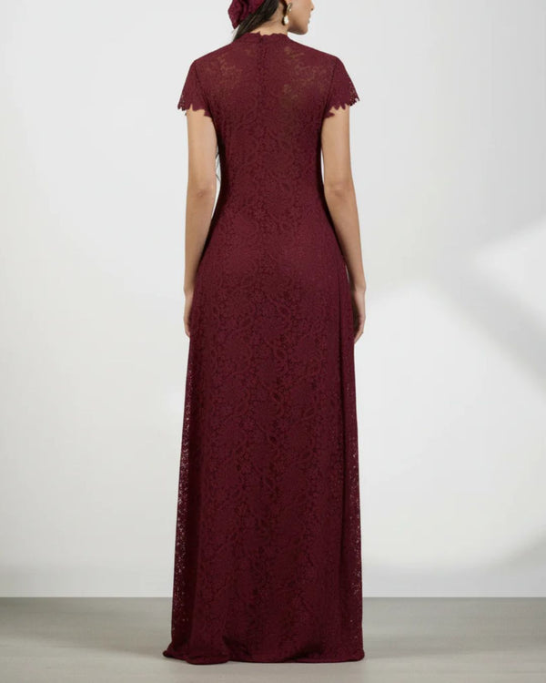 Curvvvy® Elegant Lace Ensemble High Neck Intricate Lace Cut-Out Set