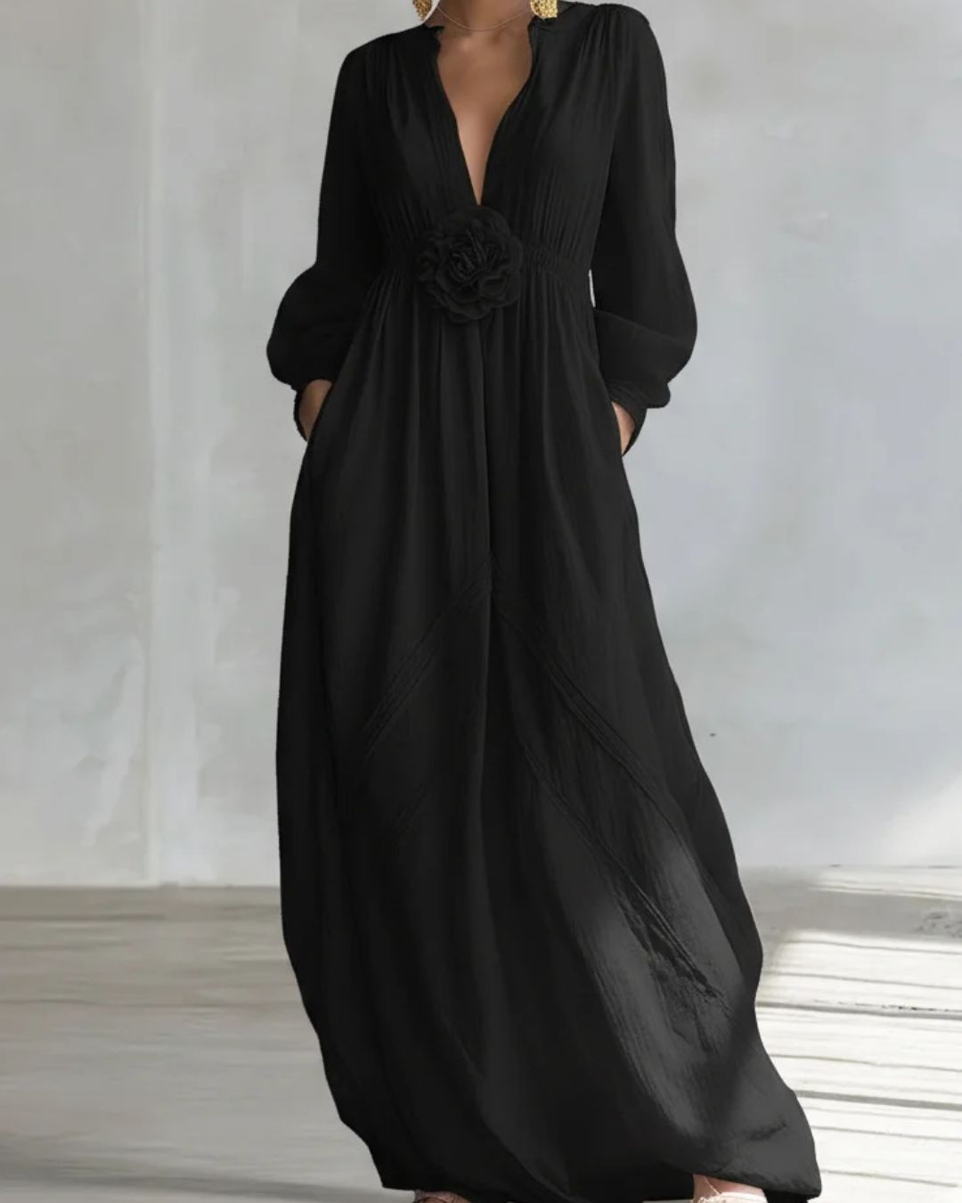 Curvvvy® Deep V-neck Three-dimensional Floral Maxi Dress