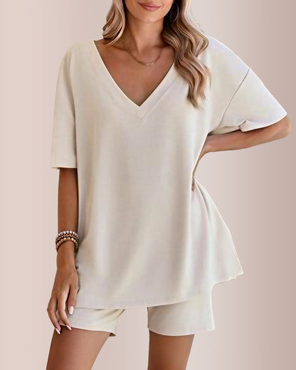 Curvvvy™ The Effortless V-Neck Lounge Set