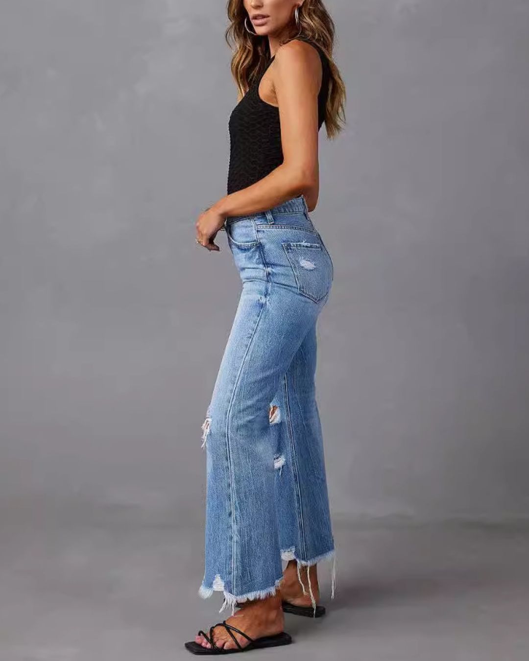 Curvvvy™ Distressed Mid-Rise Flared Jeans