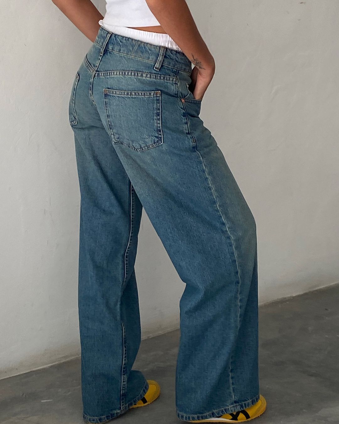 Curvvvy™ Wash Multi Mid Rise Straight Leg Jeans