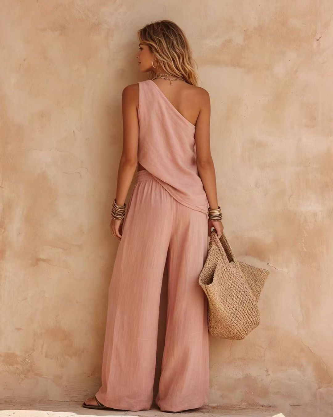 Curvvvy™ Casual One-Shoulder Ruched Set
