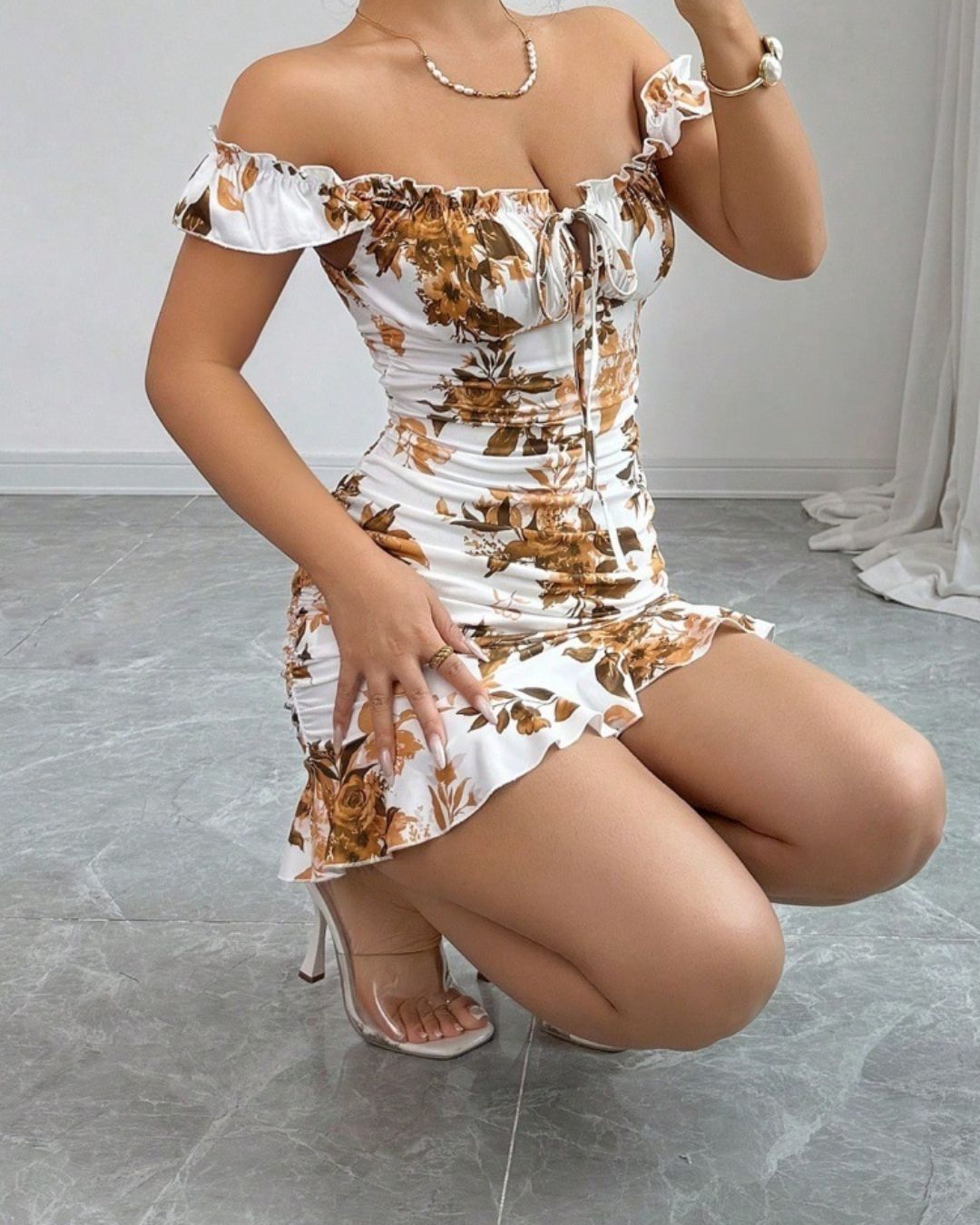 Curvvvy™ Maxikleid mit Leopardenprint, Spitzenbesatz und Schlitz