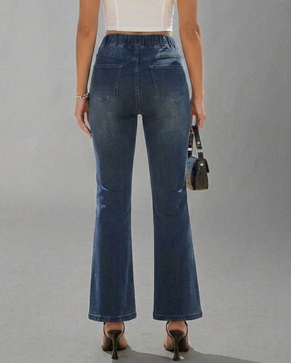Curvvvy™ Schlupfjeans mit hohem Stretch, schmaler Passform und Schlag