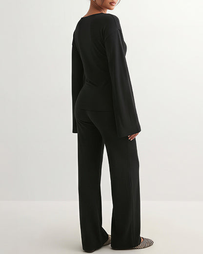 Curvvvy™ Loungeset mit langärmligem Crop-Top und ausgestellten Leggings