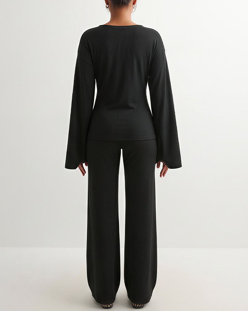 Curvvvy™ Loungeset mit langärmligem Crop-Top und ausgestellten Leggings