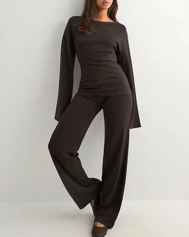 Curvvvy™ Loungeset mit langärmligem Crop-Top und ausgestellten Leggings