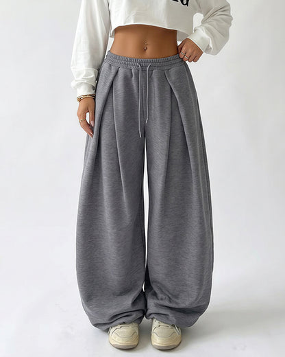 Curvvvy™ The Sculpted Street Pleated Baggy Sweats