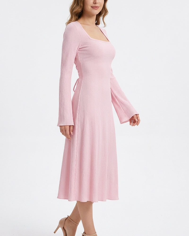 Curvvvy™ Figurbetontes Mini-Kleid mit Leopardenmuster und Trompetenärmeln