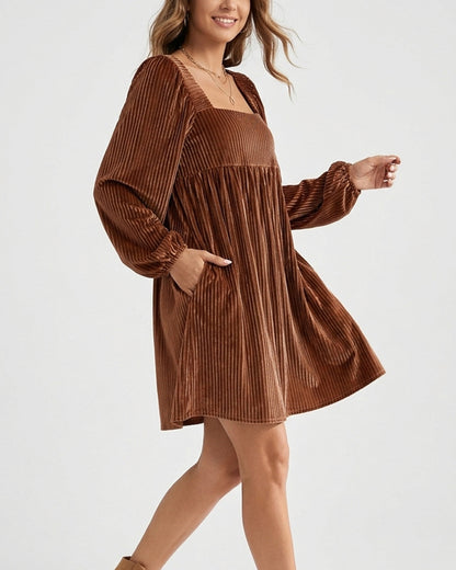 Curvvvy™ Figurbetontes Mini-Kleid mit Leopardenmuster und Trompetenärmeln