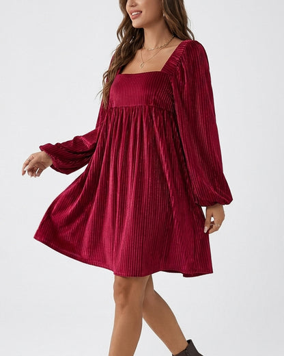 Curvvvy™ Figurbetontes Mini-Kleid mit Leopardenmuster und Trompetenärmeln